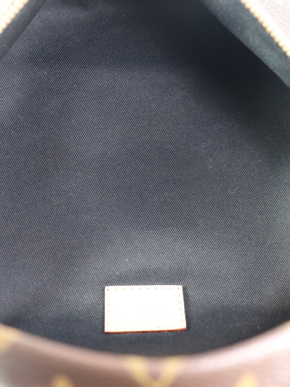 Louis Vuitton Monogram Bumbag - Picture 8 of 16